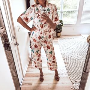 The Kit. Issa Jumpsuit in Light Wild Tropics print